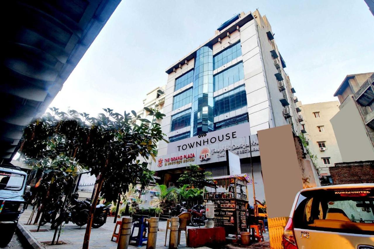 Townhouse The Grand Plaza Hotel Hyderabad Exterior foto